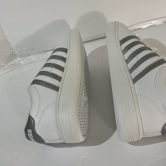 K.Swiss classics size 5 like. New - Picture 10 of 12